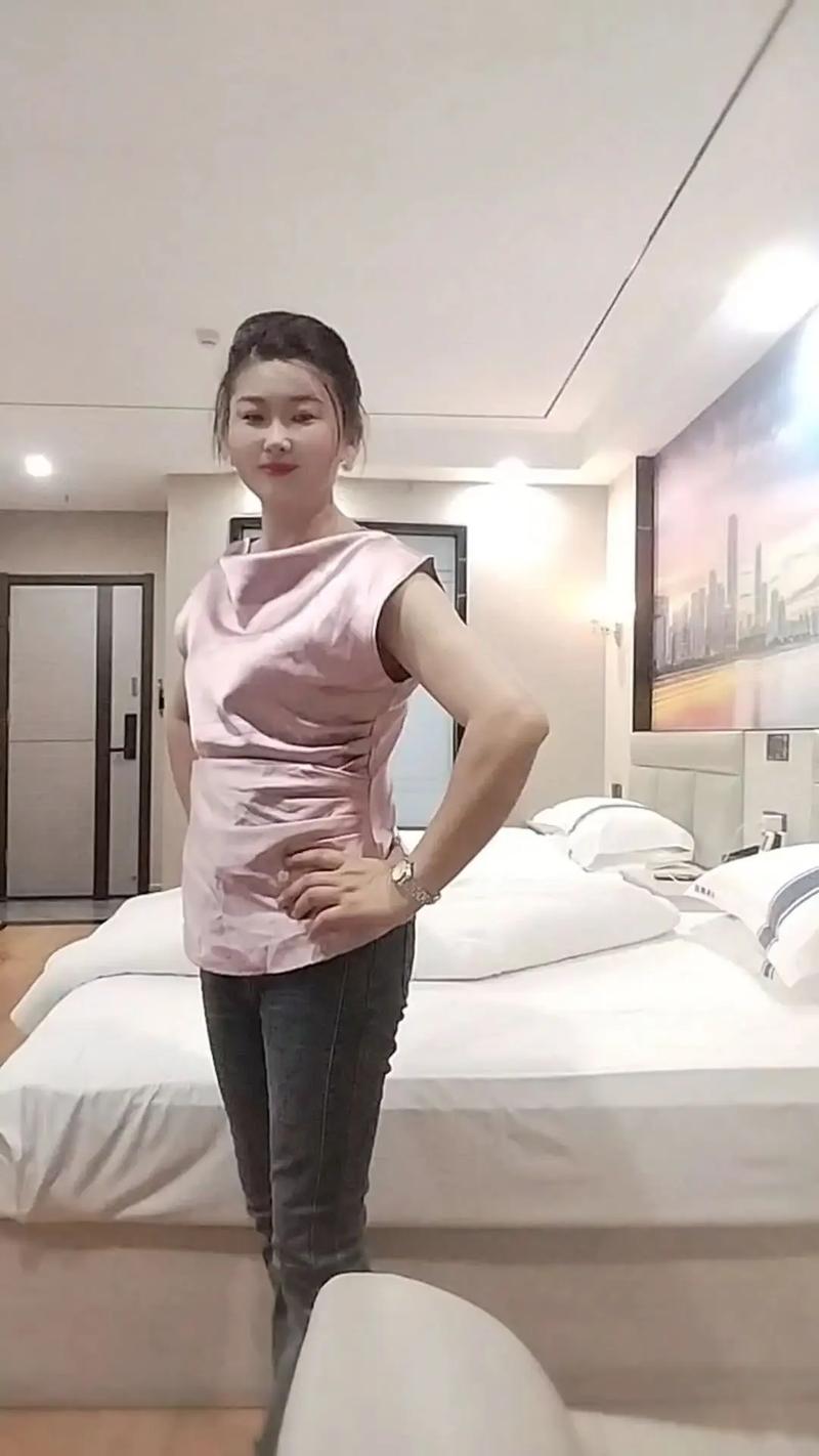 人妻熟女在线的相关介绍