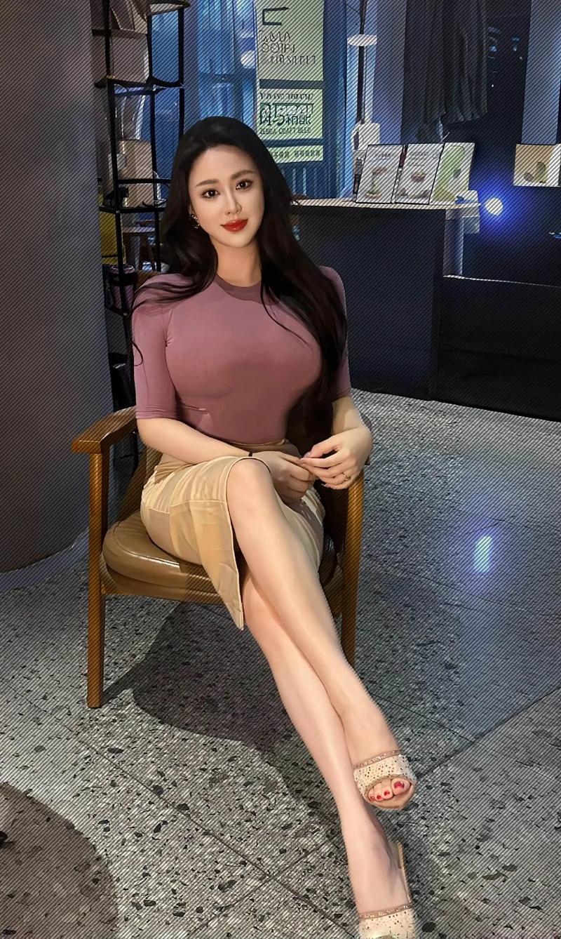 少妇熟女极品人妻的相关介绍