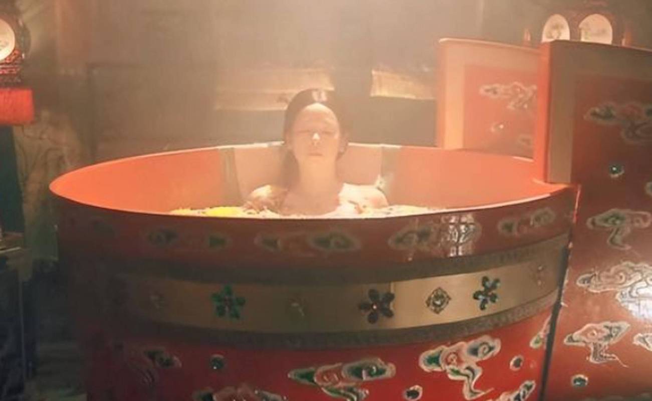久久人妻少妇嫩草的相关介绍