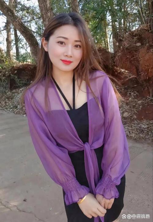 少妇人妻在线看的相关介绍