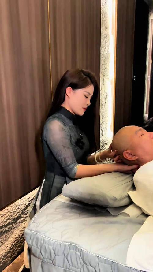 亚洲久久男人的天堂的相关介绍