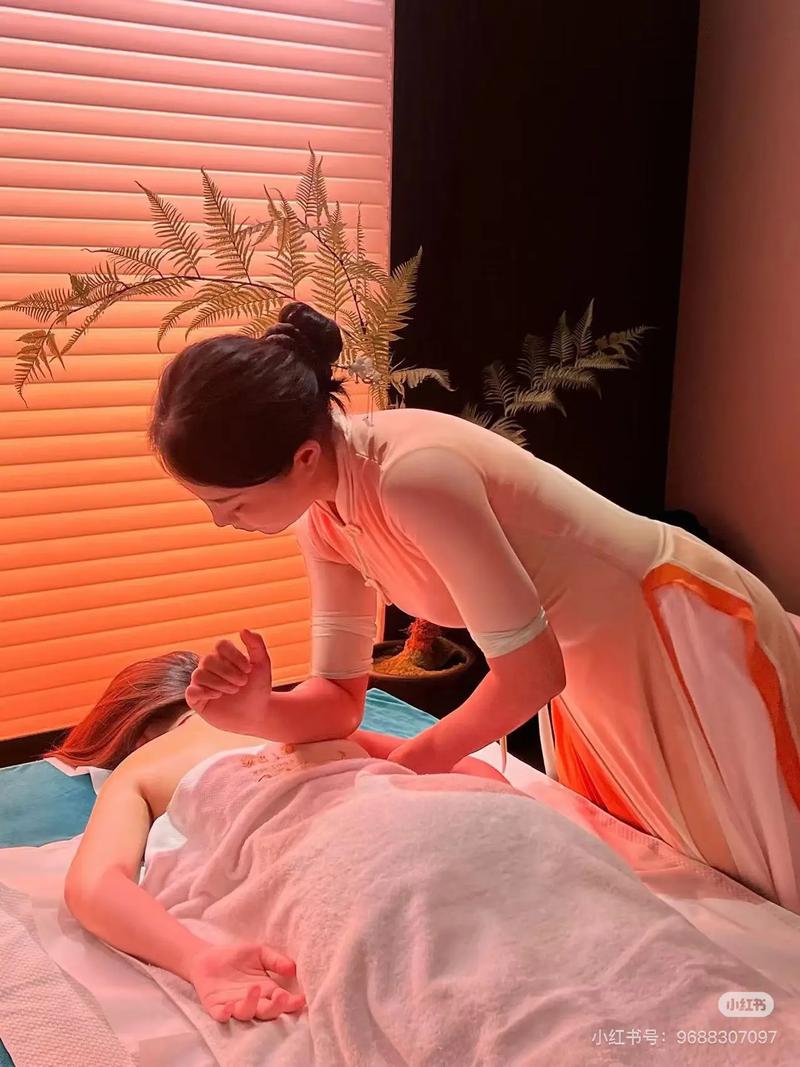 黑人和亚洲女人av的相关介绍
