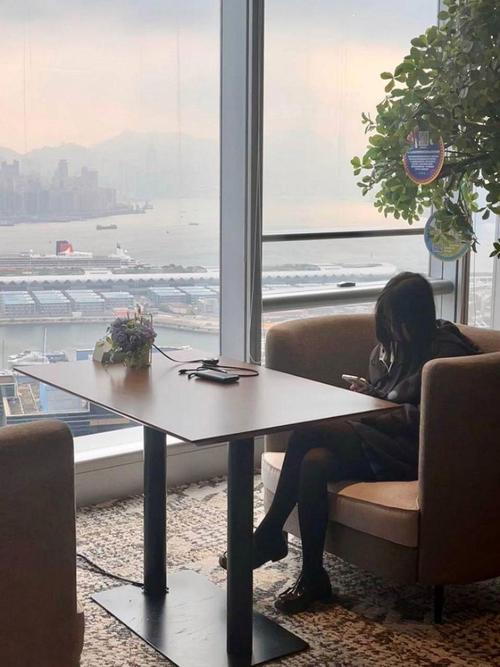 浮力电影院的相关介绍