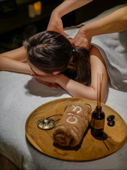 人妻高干h文的相关介绍