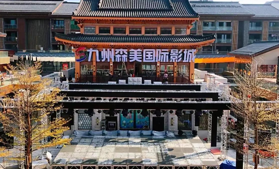 街头搭讪已婚人妻系列的相关介绍