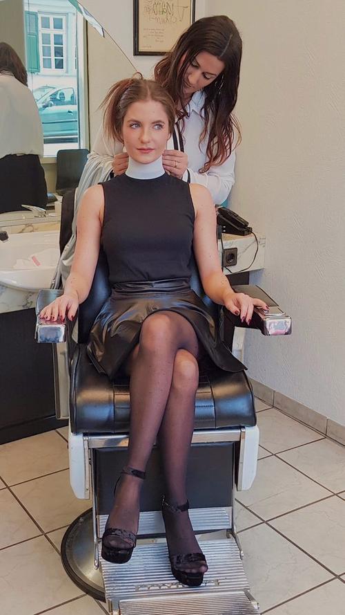 女性分泌物干了白色有点偏黄的相关介绍