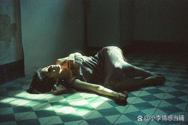 和美女同桌操的相关介绍