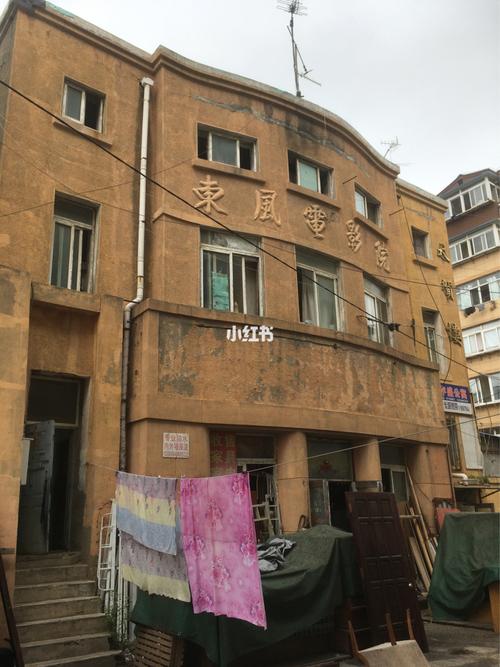 女性分泌物在内裤上会变黄的相关介绍