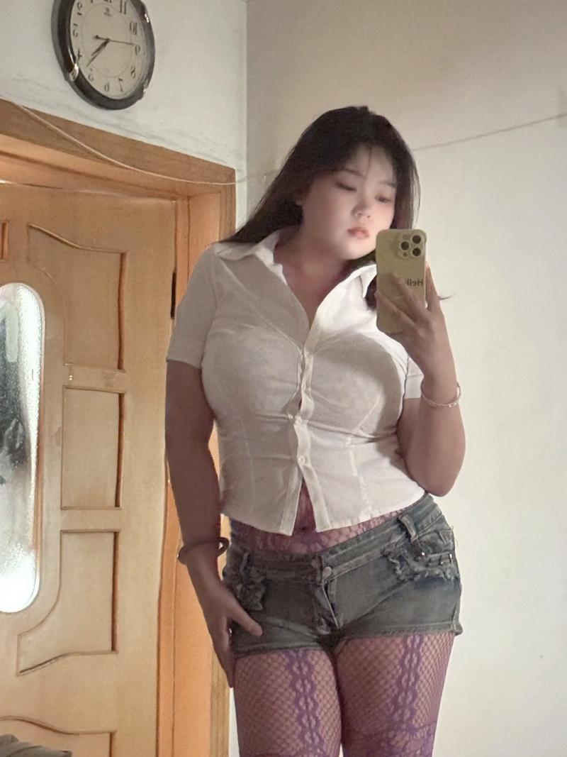 精品人妻少妇嫩草av专区的相关介绍