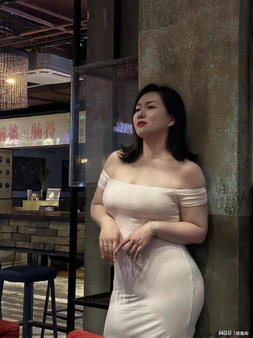 欧美大尺度裸体色的相关介绍