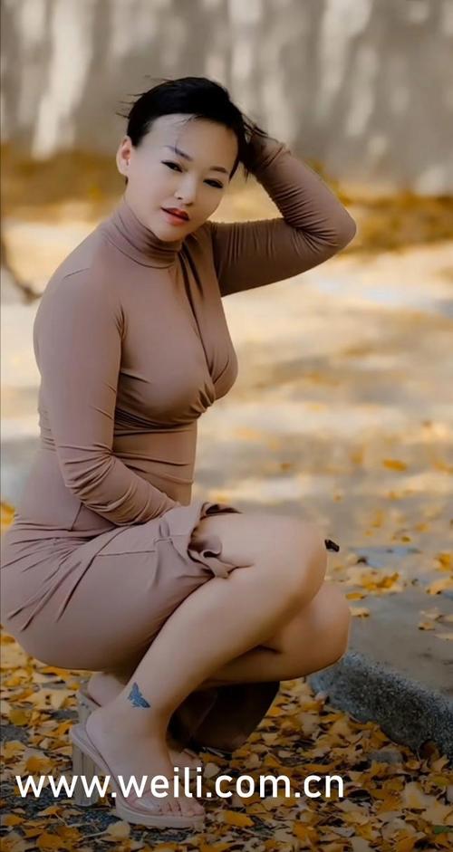 少妇蜜臀白浆av的相关介绍