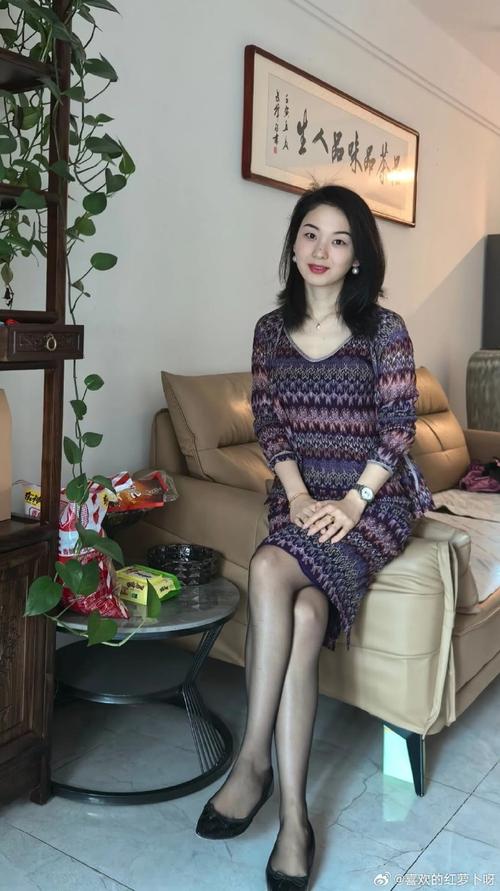 人妻服侍书记h官场的相关介绍