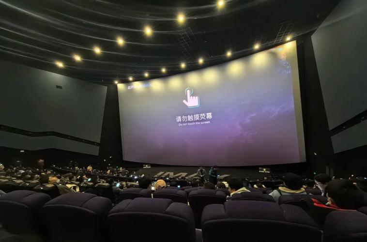 国内少妇av的相关介绍