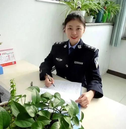 欧美大尺度裸体色的相关介绍