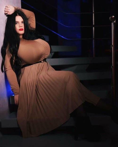 午夜精品美女久久久久av福利的相关介绍