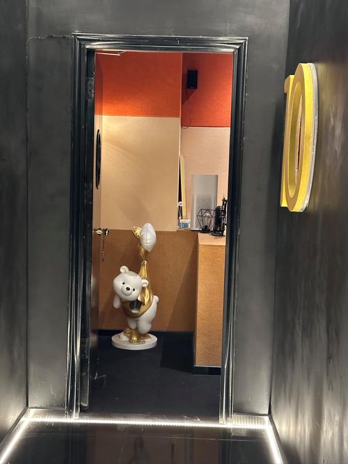 少妇不卡av的相关介绍