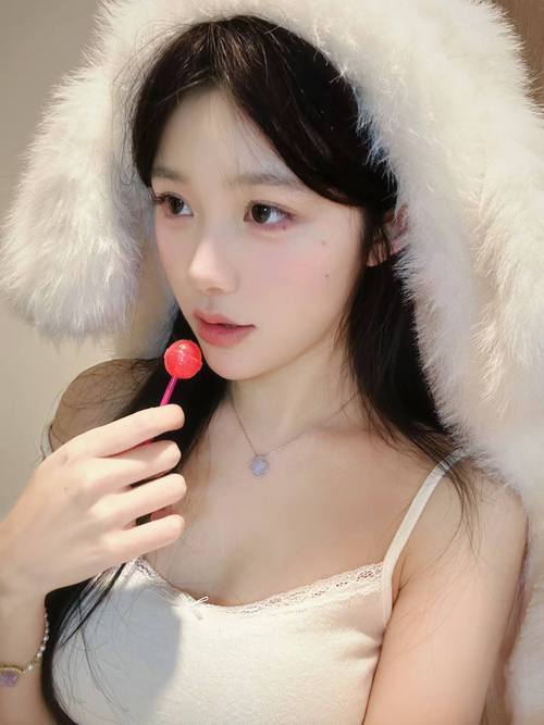 美女老师被上的相关介绍